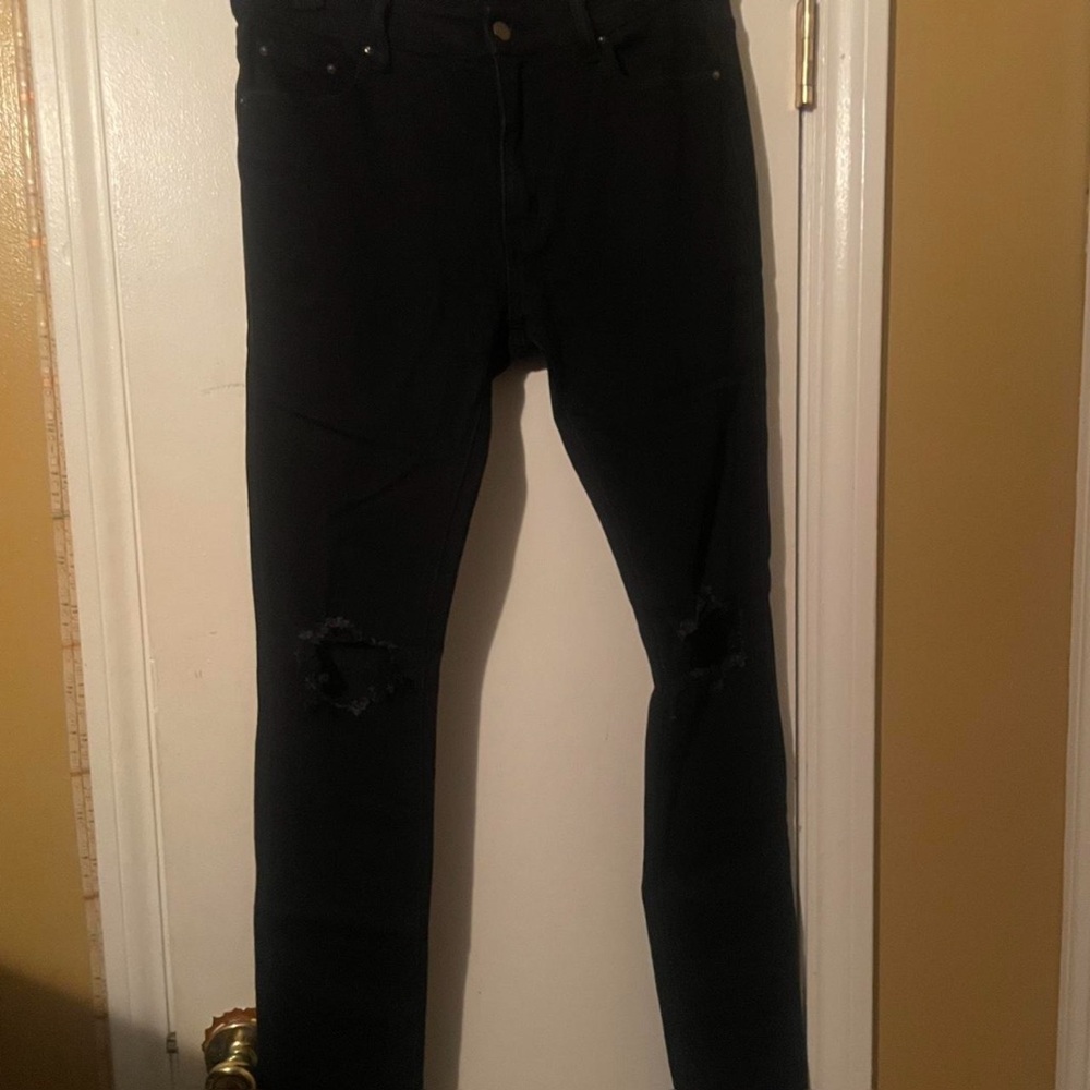 MNML Black Skinny Distressed Jeans